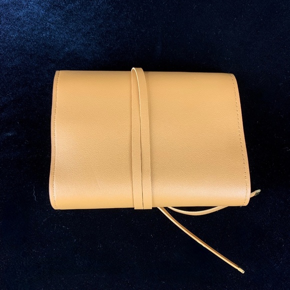 New Back to School Tech Organizer Honey Vegan Leather by Glass Ladder Katerina - Picture 1 of 11